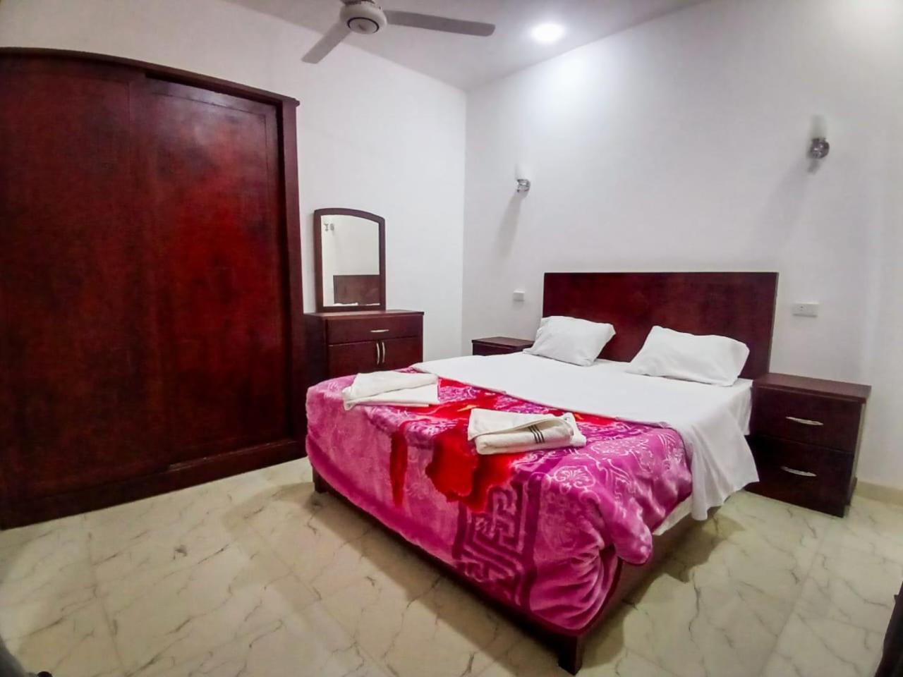 Sky Guest House Луксор Номер фото
